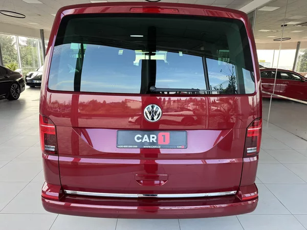 Volkswagen Multivan - foto 6