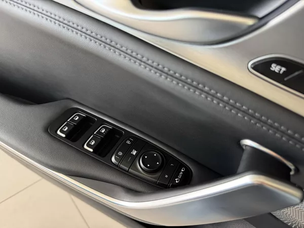 Kia Stinger 3,3TGDI V6*4WD*HUD*360kam*DPH - foto 35