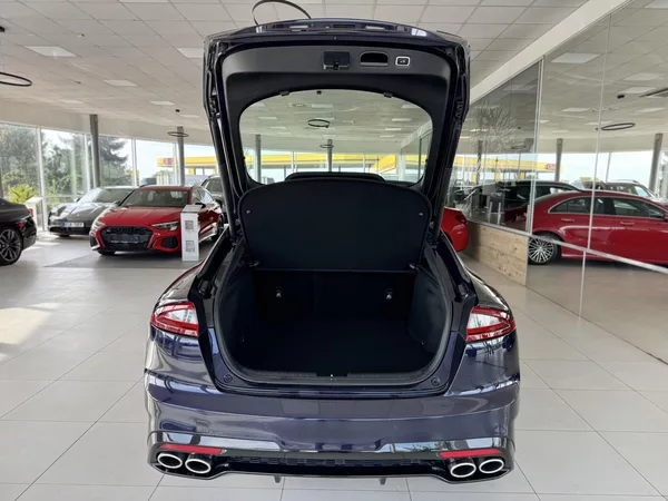 Kia Stinger 3,3TGDI V6*4WD*HUD*360kam*DPH - foto 41