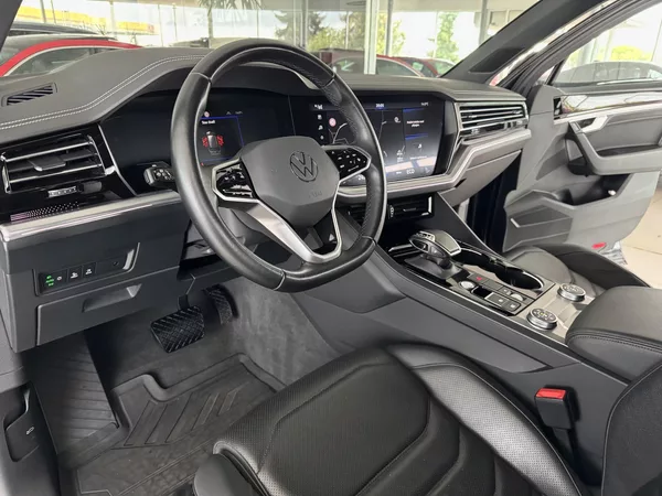 Volkswagen Touareg 3,0TDI 210kW*Discover*Vzduch - foto 11