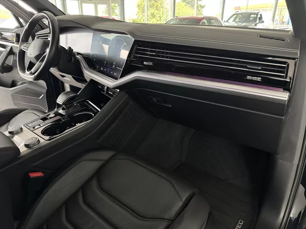 Volkswagen Touareg 3,0TDI 210kW*Discover*Vzduch - foto 13