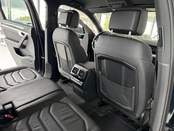 Volkswagen Touareg 3,0TDI 210kW*Discover*Vzduch - foto 18