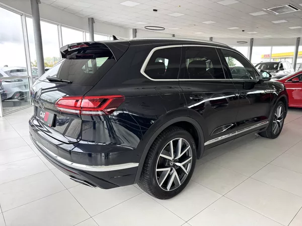 Volkswagen Touareg 3,0TDI 210kW*Discover*Vzduch - foto 5