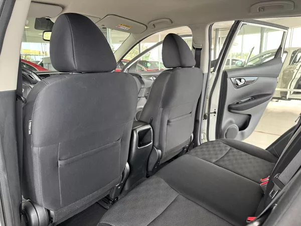 Nissan Qashqai 1,2DIG-T*Navi*Kamera*PDC*Tažné - foto 18