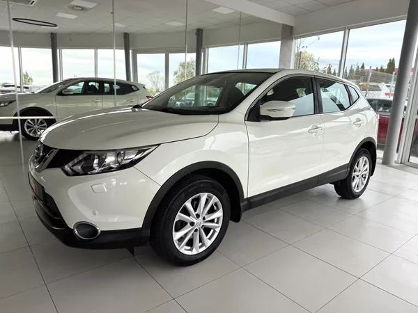 Nissan Qashqai 1,2DIG-T*Navi*Kamera*PDC*Tažné - foto 3