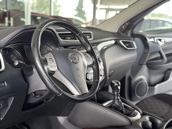 Nissan Qashqai 1,2DIG-T*Navi*Kamera*Tažné*ČR - foto 12