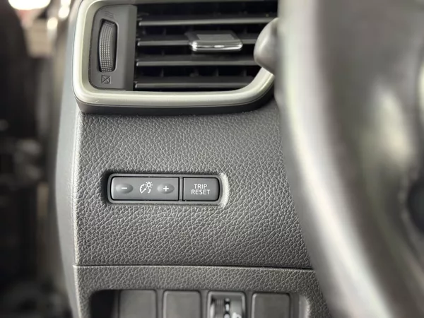 Nissan Qashqai 1,2DIG-T*Navi*Kamera*Tažné*ČR - foto 25