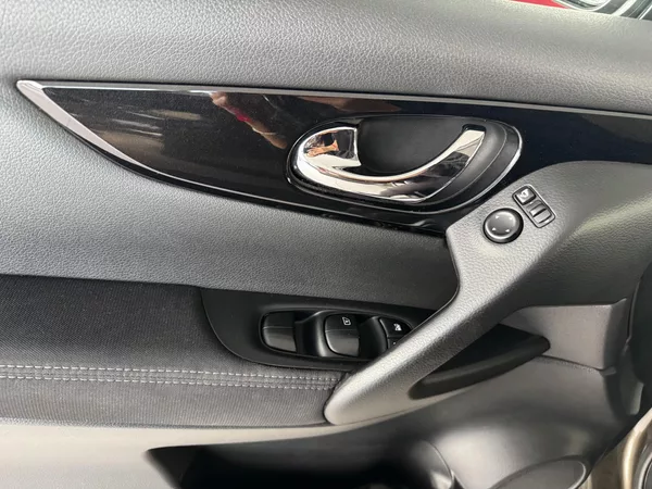 Nissan Qashqai 1,2DIG-T*Navi*Kamera*Tažné*ČR - foto 28