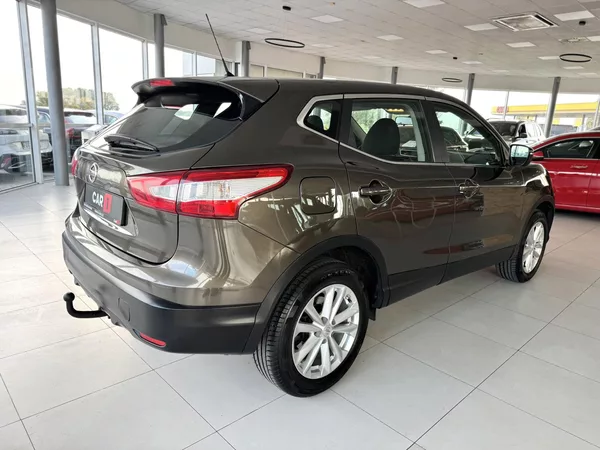 Nissan Qashqai 1,2DIG-T*Navi*Kamera*Tažné*ČR - foto 5