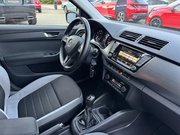 Škoda Fabia 1.2TSi JOY Navi Digi Klima - foto 18