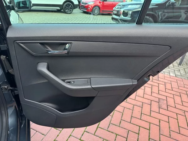 Škoda Fabia 1.2TSi JOY Navi Digi Klima - foto 22