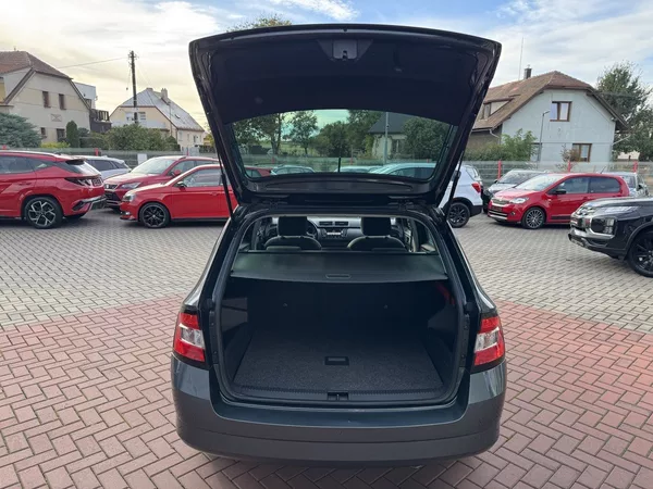 Škoda Fabia 1.2TSi JOY Navi Digi Klima - foto 23