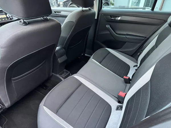 Škoda Fabia 1.2TSi JOY Navi Digi Klima - foto 24