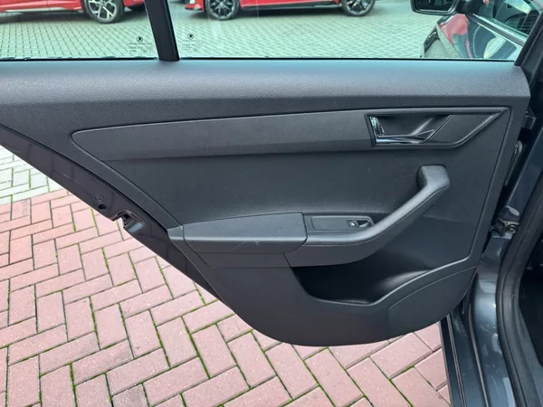Škoda Fabia 1.2TSi JOY Navi Digi Klima - foto 25