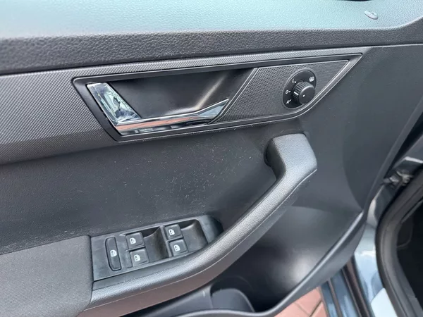 Škoda Fabia 1.2TSi JOY Navi Digi Klima - foto 28