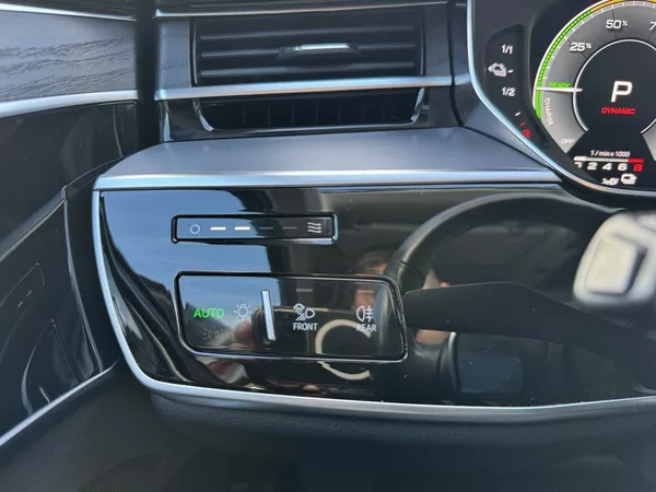Audi A8 55TSFi Martix Vzduch B&O - foto 8