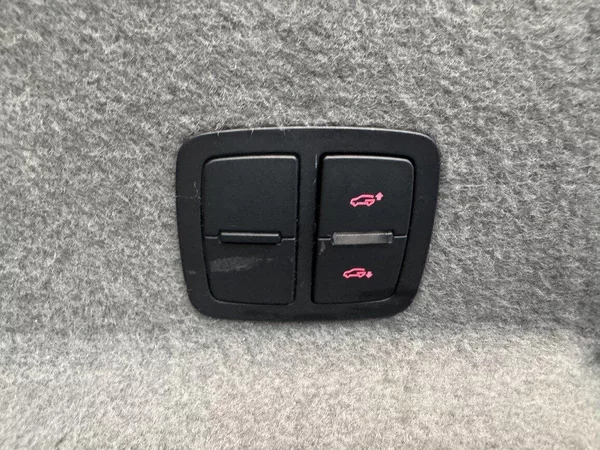 Audi Q7 3.0TDi S-Line Vzduch Panorama - foto 24
