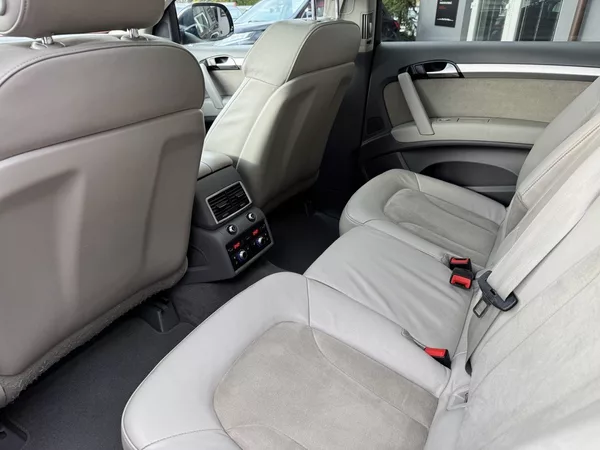 Audi Q7 3.0TDi S-Line Vzduch Panorama - foto 26