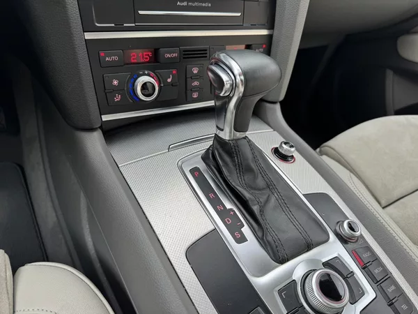 Audi Q7 3.0TDi S-Line Vzduch Panorama - foto 9