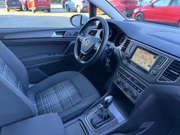 Volkswagen Golf Sportsvan 1.4TSi DSG Xenony Navi Tažné Z - foto 16