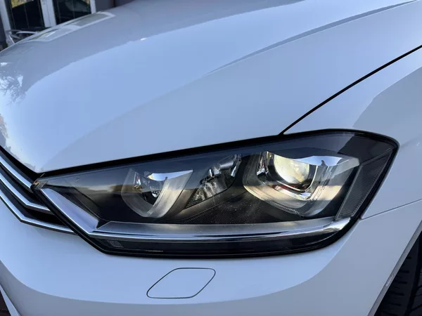 Volkswagen Golf Sportsvan 1.4TSi DSG Xenony Navi Tažné Z - foto 35