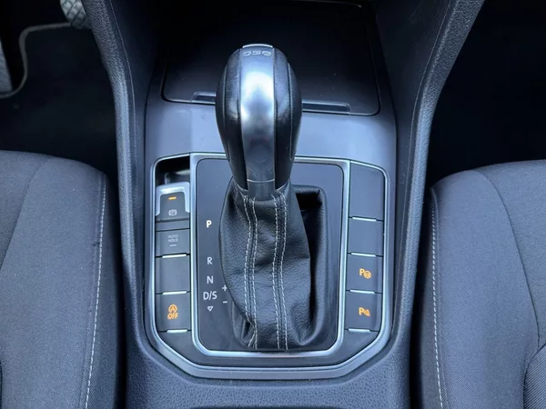 Volkswagen Golf Sportsvan 1.4TSi DSG Xenony Navi Tažné Z - foto 7