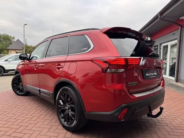 Mitsubishi Outlander 2.0i Mivec Automat LED 7Míst - foto 3