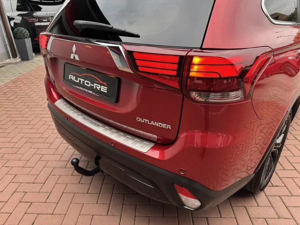 Mitsubishi Outlander 2.0i Mivec Automat LED 7Míst - foto 36