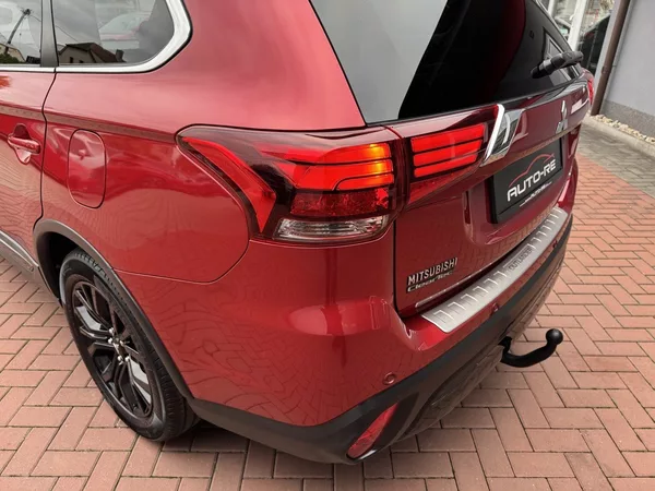 Mitsubishi Outlander 2.0i Mivec Automat LED 7Míst - foto 42