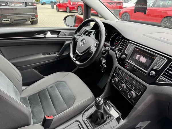 Volkswagen Golf Sportsvan 1.4TSi HighLine Xenony Navi - foto 14