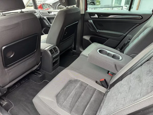 Volkswagen Golf Sportsvan 1.4TSi HighLine Xenony Navi - foto 20