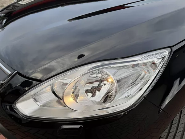Ford Grand C-MAX 1.6i Ti-VCT Klima Winter Paket - foto 32