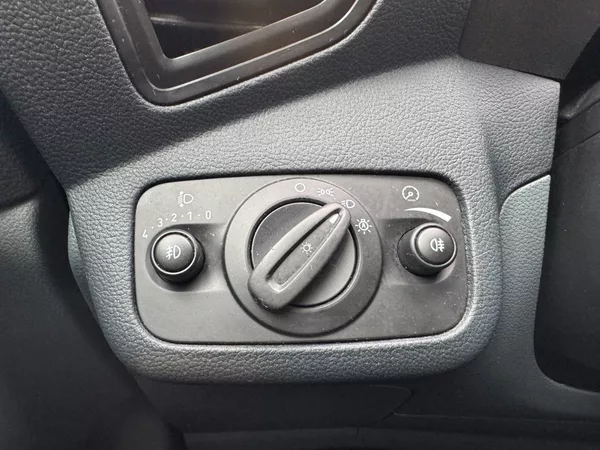 Ford Grand C-MAX 1.6i Ti-VCT Klima Winter Paket - foto 7