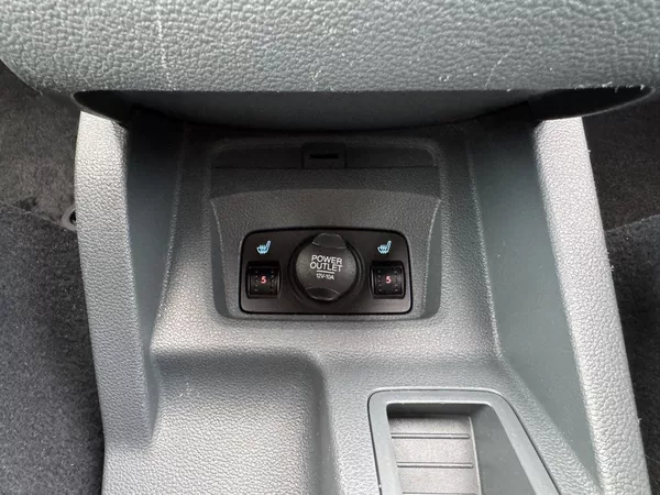 Ford Grand C-MAX 1.6i Ti-VCT Klima Winter Paket - foto 8