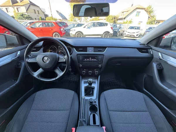Škoda Octavia 2.0TDi Klima Tempomat BT - foto 6