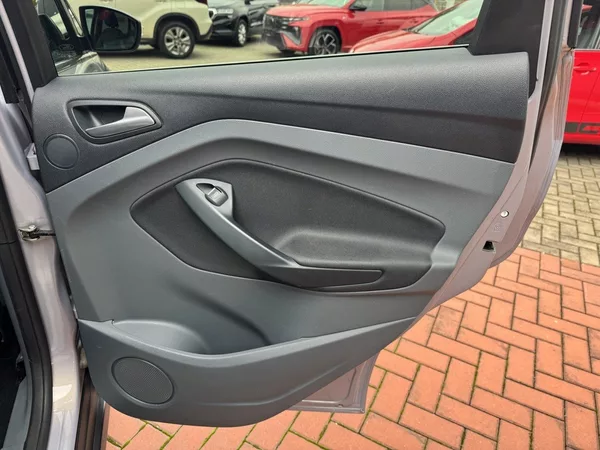 Ford C-MAX 1.6i Ti-VCT Klima Winter Paket - foto 20