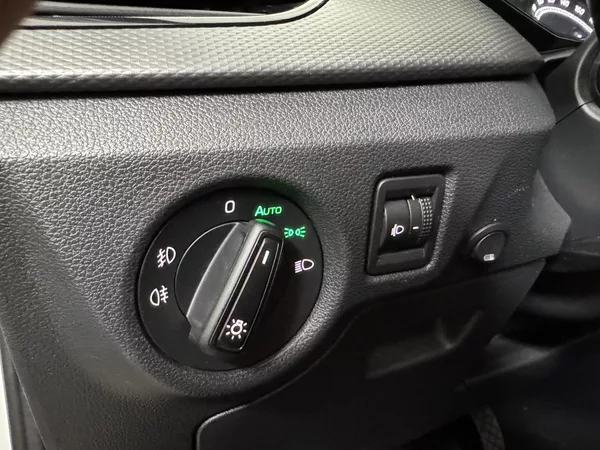 Škoda Scala 1.0 TSI 70kw Ambition - CZ - foto 15