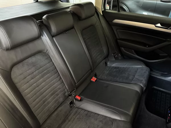 Volkswagen Passat R-line 2.0 TDI 110 KW DSG - CZ - foto 20