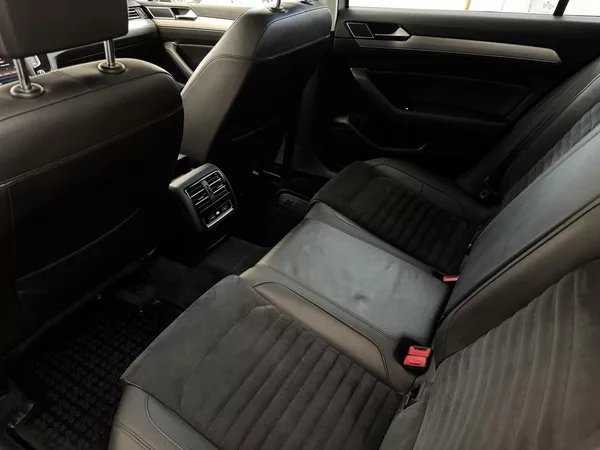 Volkswagen Passat R-line 2.0 TDI 110 KW DSG - CZ - foto 23