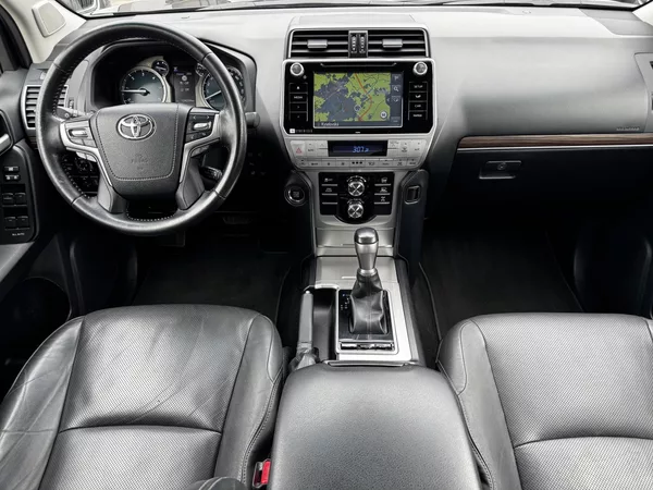 Toyota Land Cruiser 2.8D - CZ - Invincible - foto 10