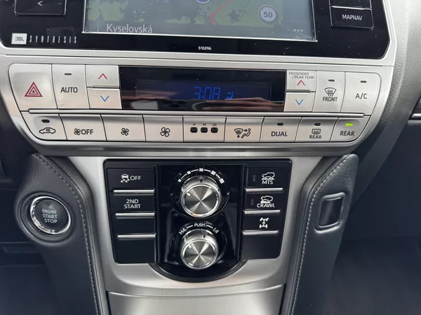 Toyota Land Cruiser 2.8D - CZ - Invincible - foto 13