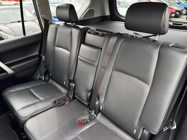 Toyota Land Cruiser 2.8D - CZ - Invincible - foto 23