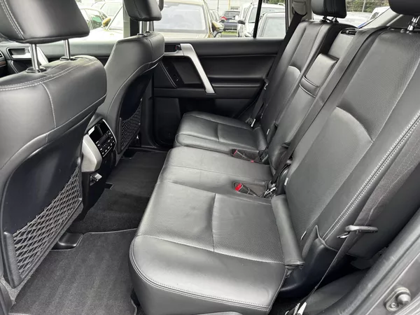 Toyota Land Cruiser 2.8D - CZ - Invincible - foto 25