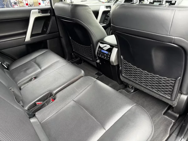 Toyota Land Cruiser 2.8D - CZ - Invincible - foto 26