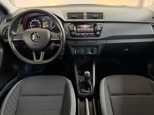 Škoda Fabia Ambition 1.0 TSI - CZ - DPH - foto 10