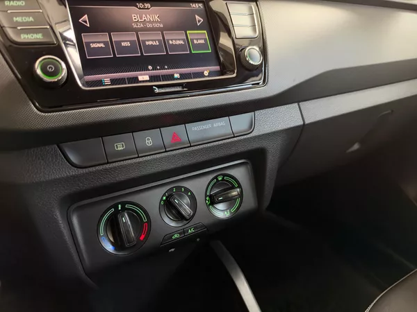 Škoda Fabia Ambition 1.0 TSI - CZ - DPH - foto 15