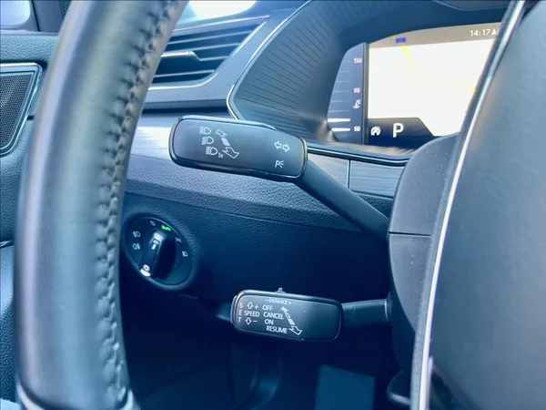 Škoda Superb 2,0 TDI DSG VIRTUAL ACC ZÁRUKA - foto 24