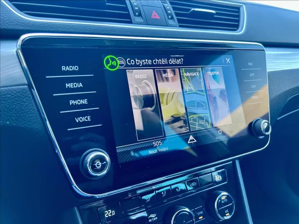 Škoda Superb 2,0 TDI DSG VIRTUAL ACC ZÁRUKA - foto 31