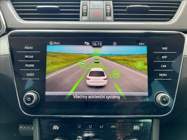 Škoda Superb 2,0 TDI DSG VIRTUAL ACC ZÁRUKA - foto 35