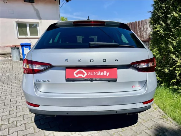 Škoda Superb 2,0 TDI DSG VIRTUAL ACC ZÁRUKA - foto 4